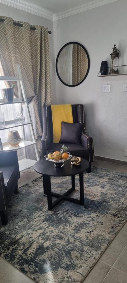 The Throne Apartment Johannesburg Exterior photo